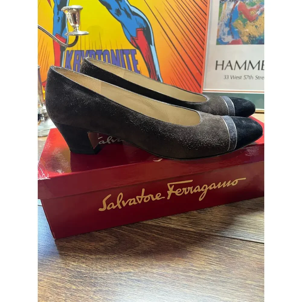 Vintage Estate Salvatore Ferragamo Brown and Black Suede Heels w/OG Box Sz 8B